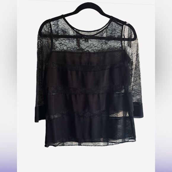 Ann Taylor Lace Top - Picture 2 of 3